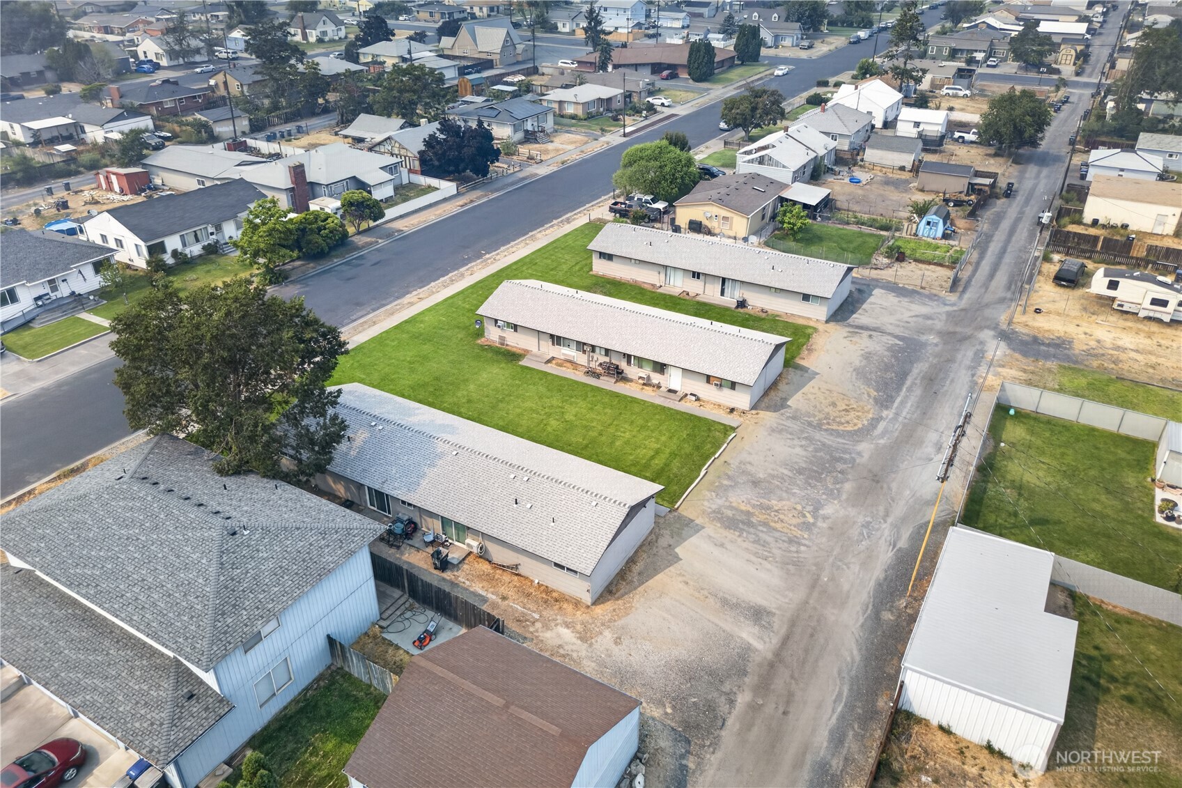 1141 1143 Cascade Avenue Property Photo 14