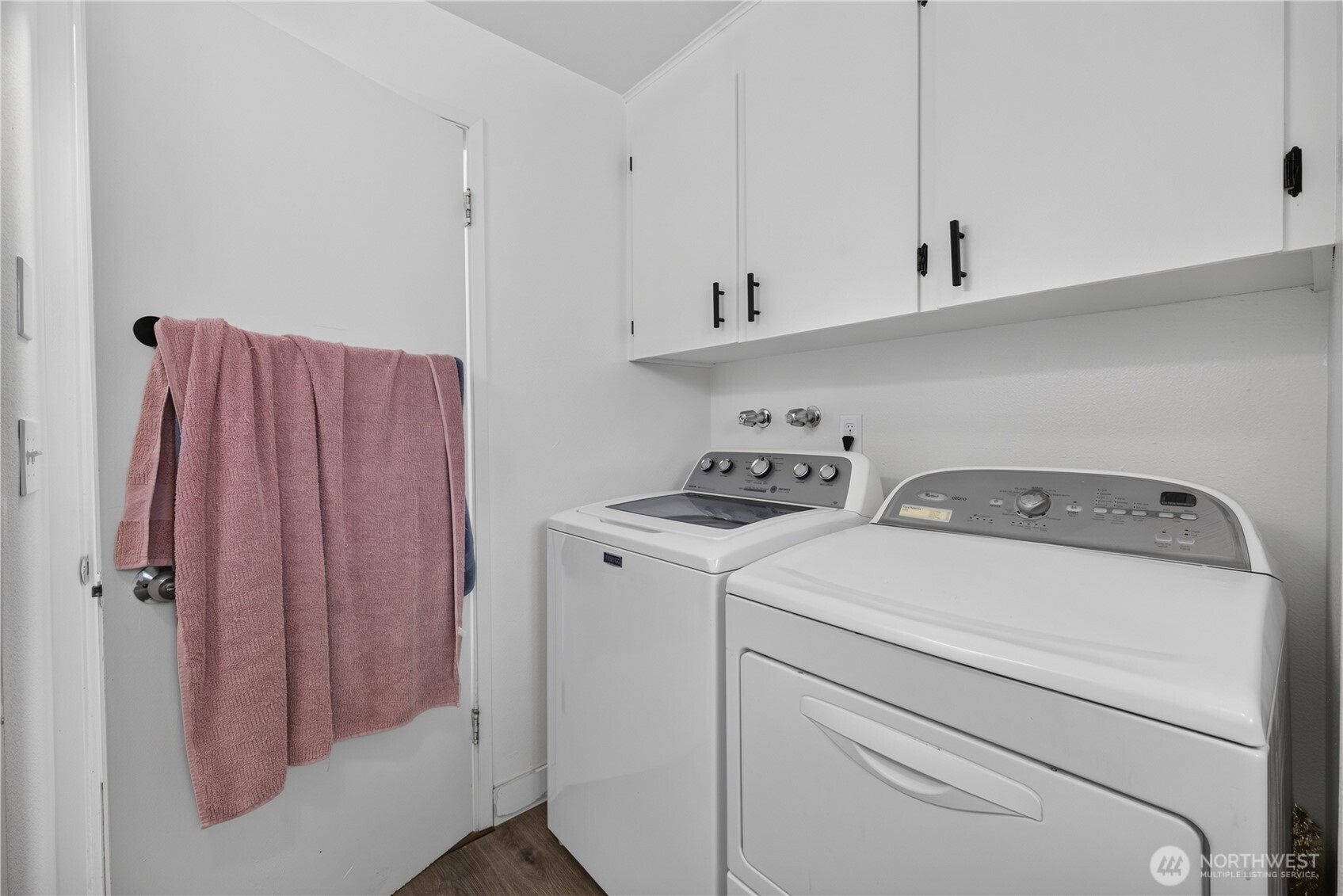 1141 1143 Cascade Avenue Property Photo 22