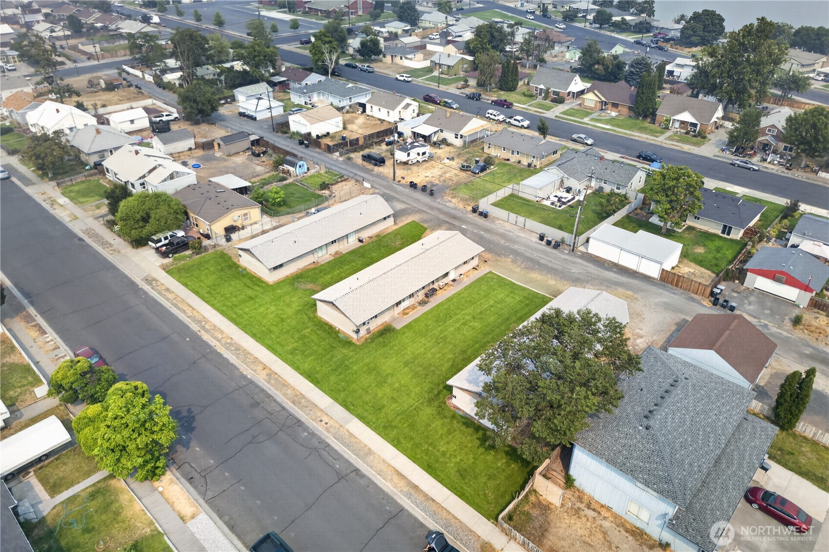 1141 1143 Cascade Avenue Property Photo 26
