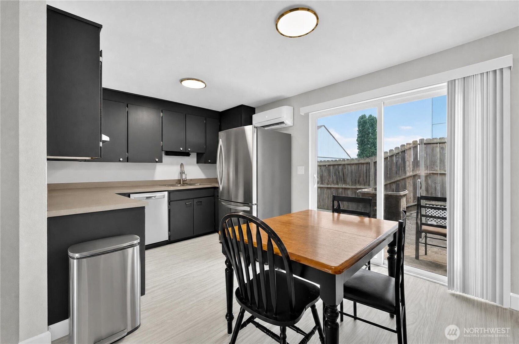 1141 1143 Cascade Avenue Property Photo 30