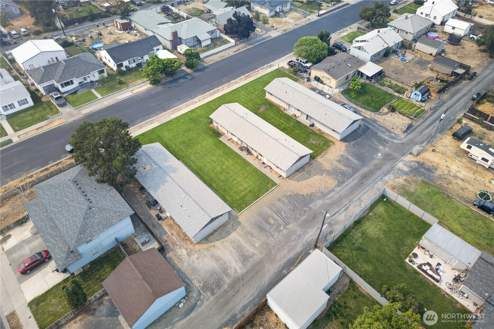1141 1143 Cascade Avenue Property Photo 37