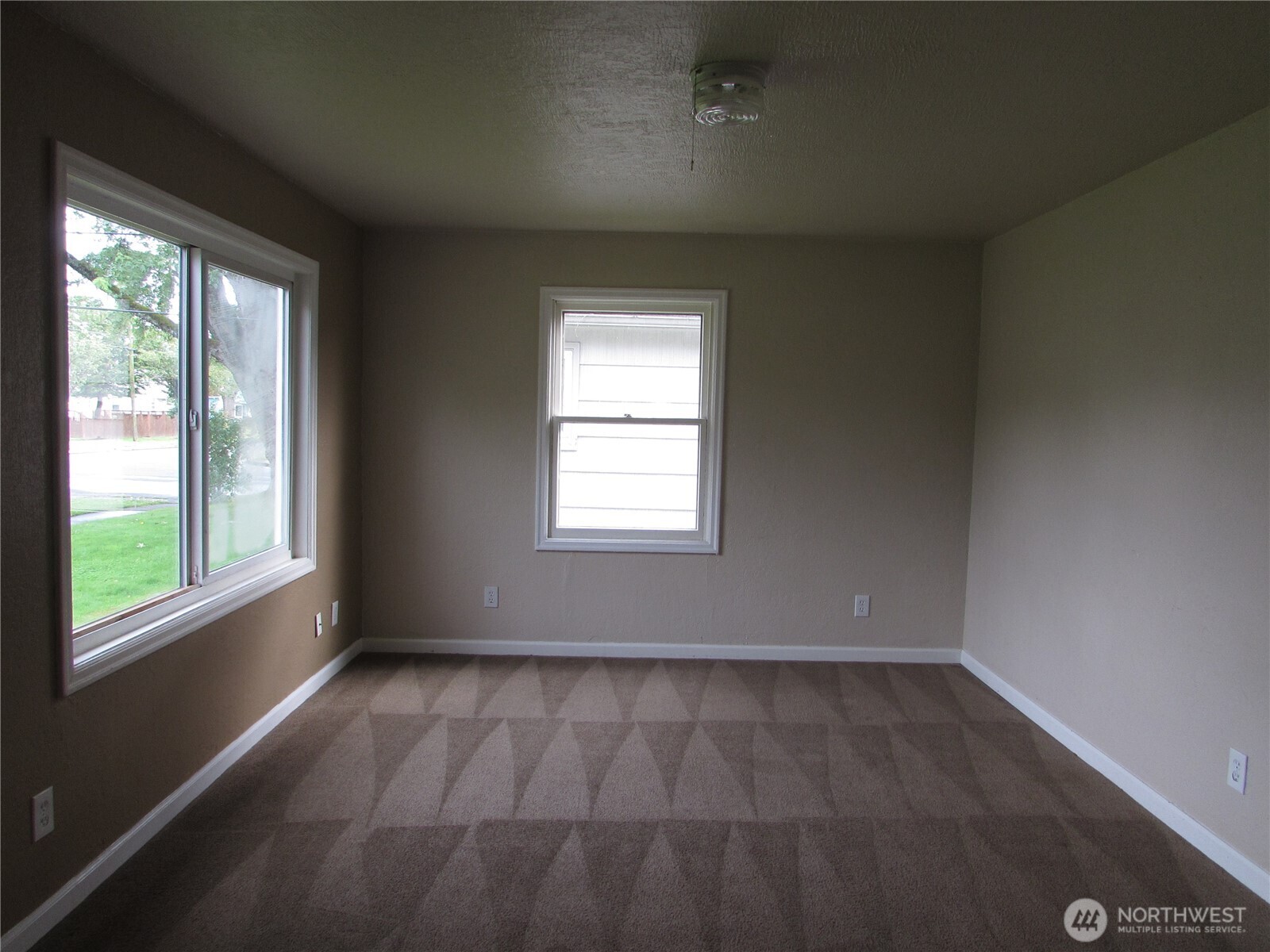 1111 9th Avenue Property Photo 2
