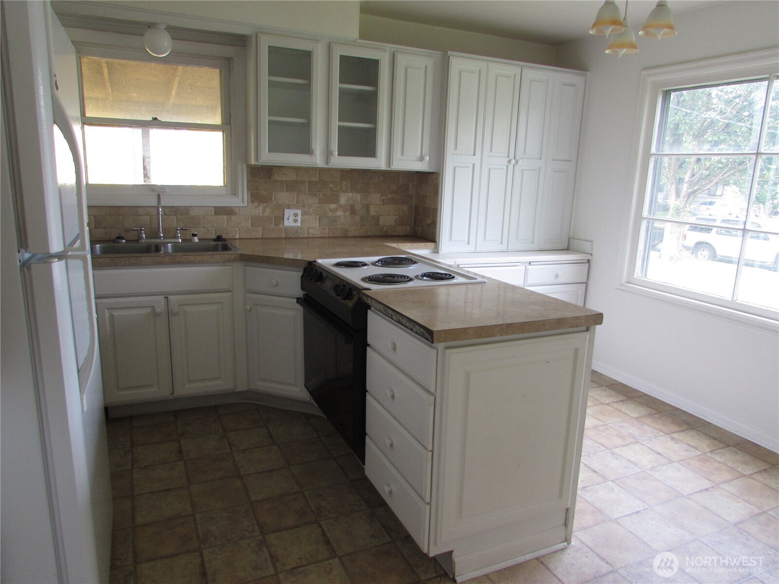 1111 9th Avenue Property Photo 5