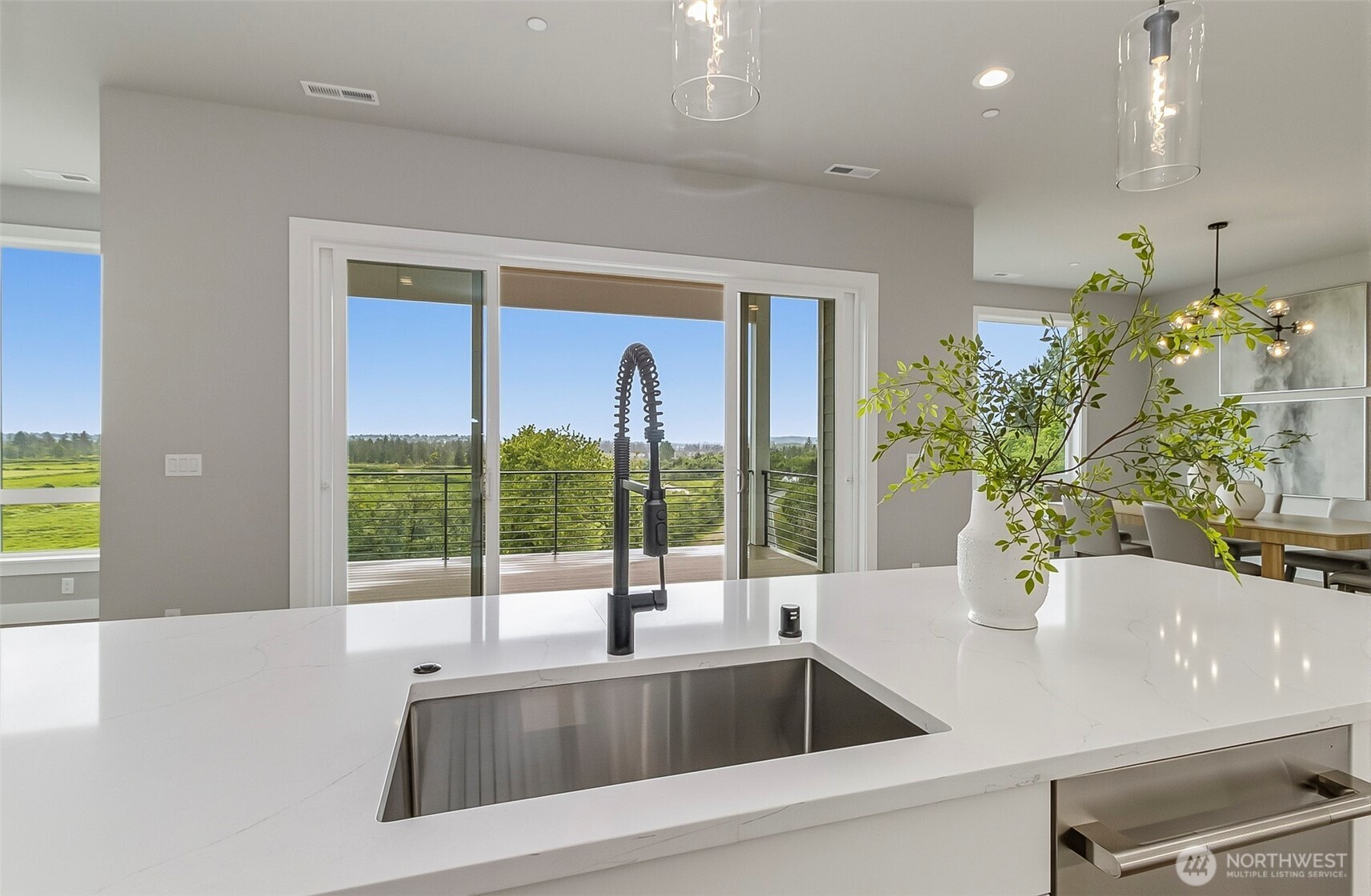 1515 Sunnyside Boulevard Property Photo 11