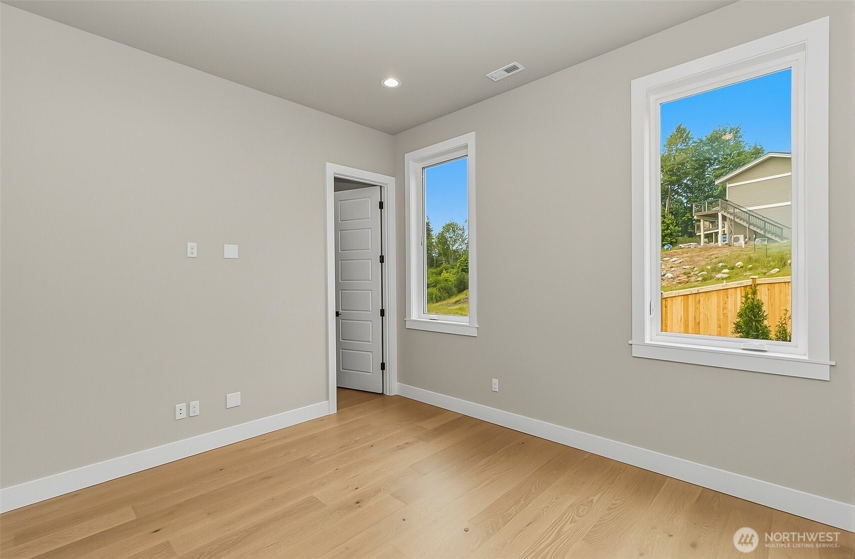 1515 Sunnyside Boulevard Property Photo 33