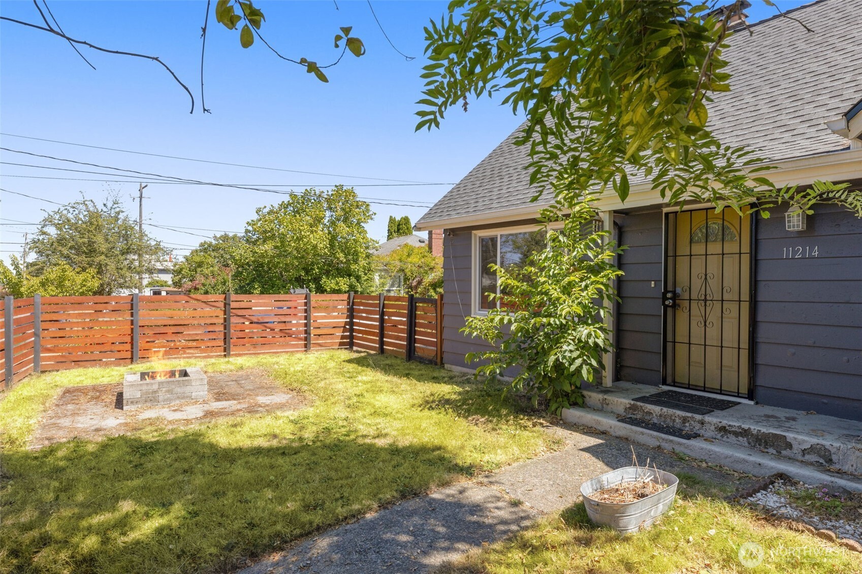 11214 Cornell Avenue Property Photo 3