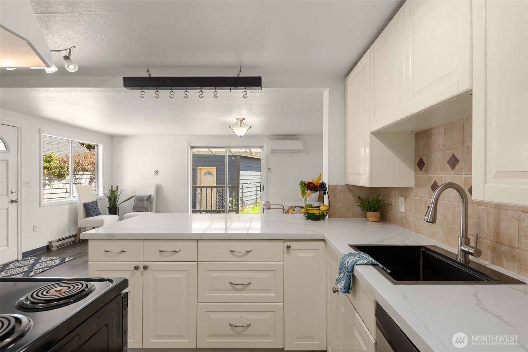 11214 Cornell Avenue Property Photo 18