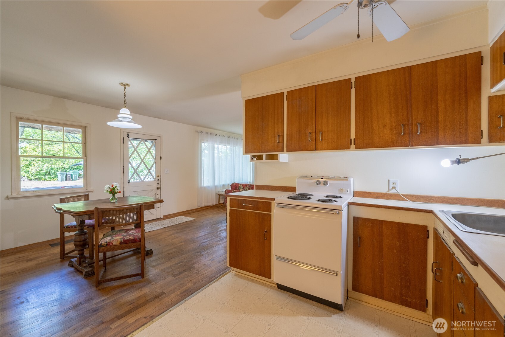 13814 26th Avenue Property Photo 9
