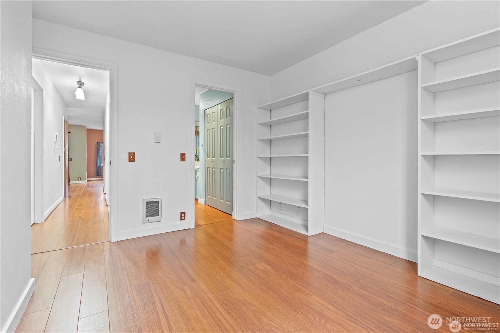 625 N Jackson Avenue C24 Property Photo 18