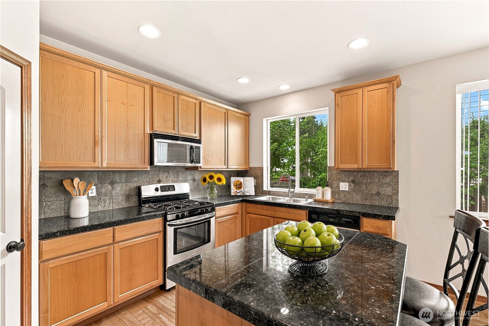 2709 157th Place Property Photo 10