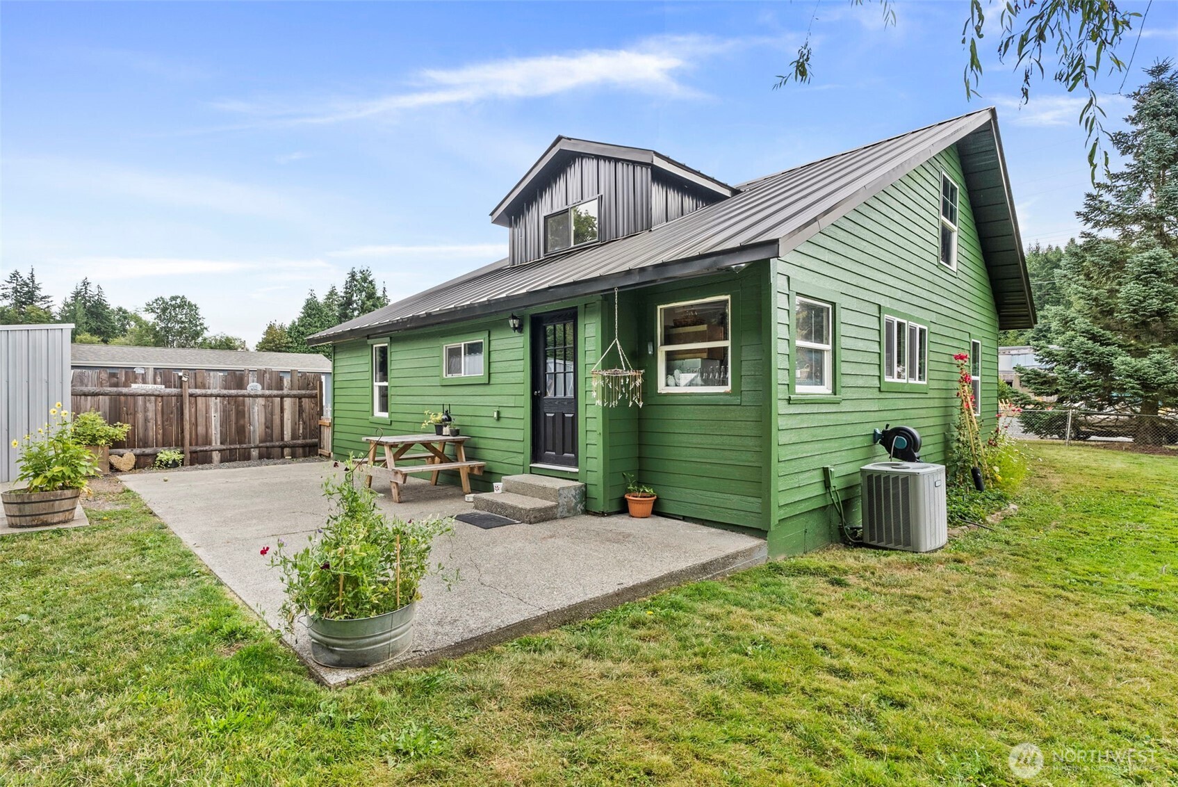 1215 Nw Kerron Avenue Property Photo 28