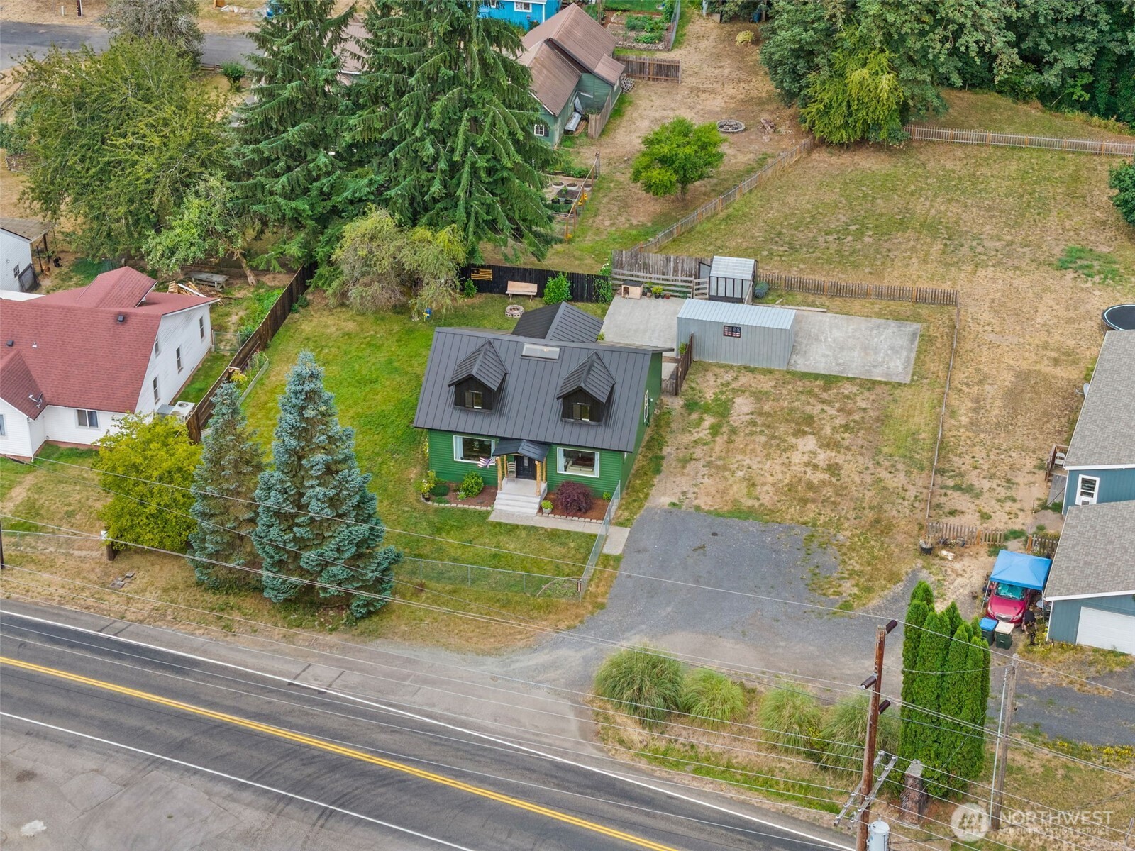 1215 Nw Kerron Avenue Property Photo 37