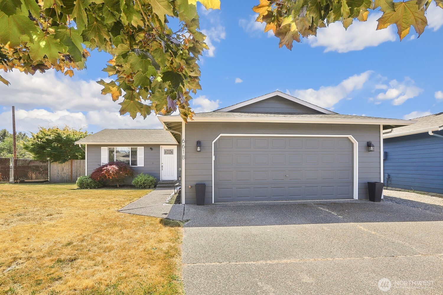 6618 98th Place Property Photo 2