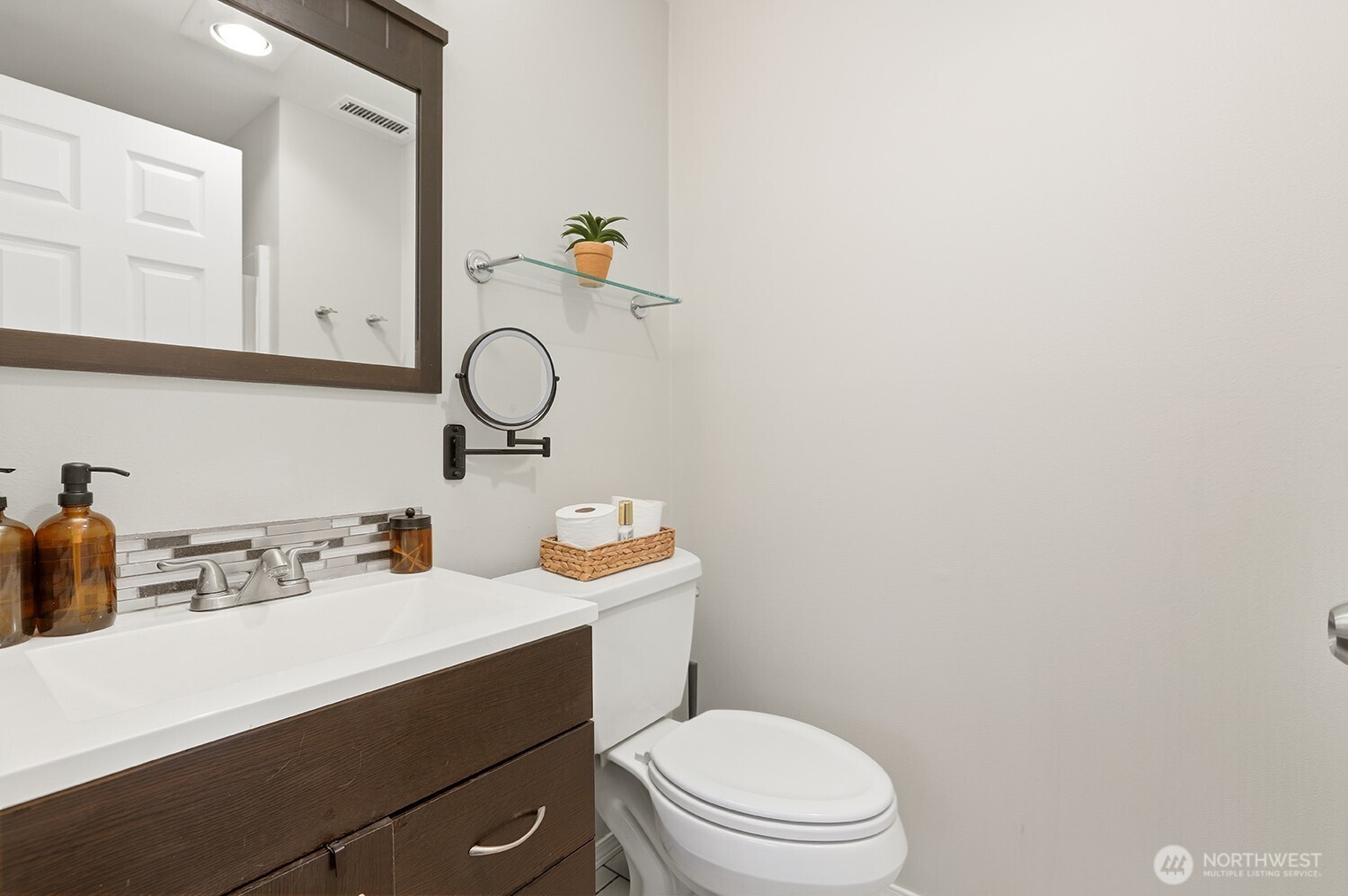 6618 98th Place Property Photo 12