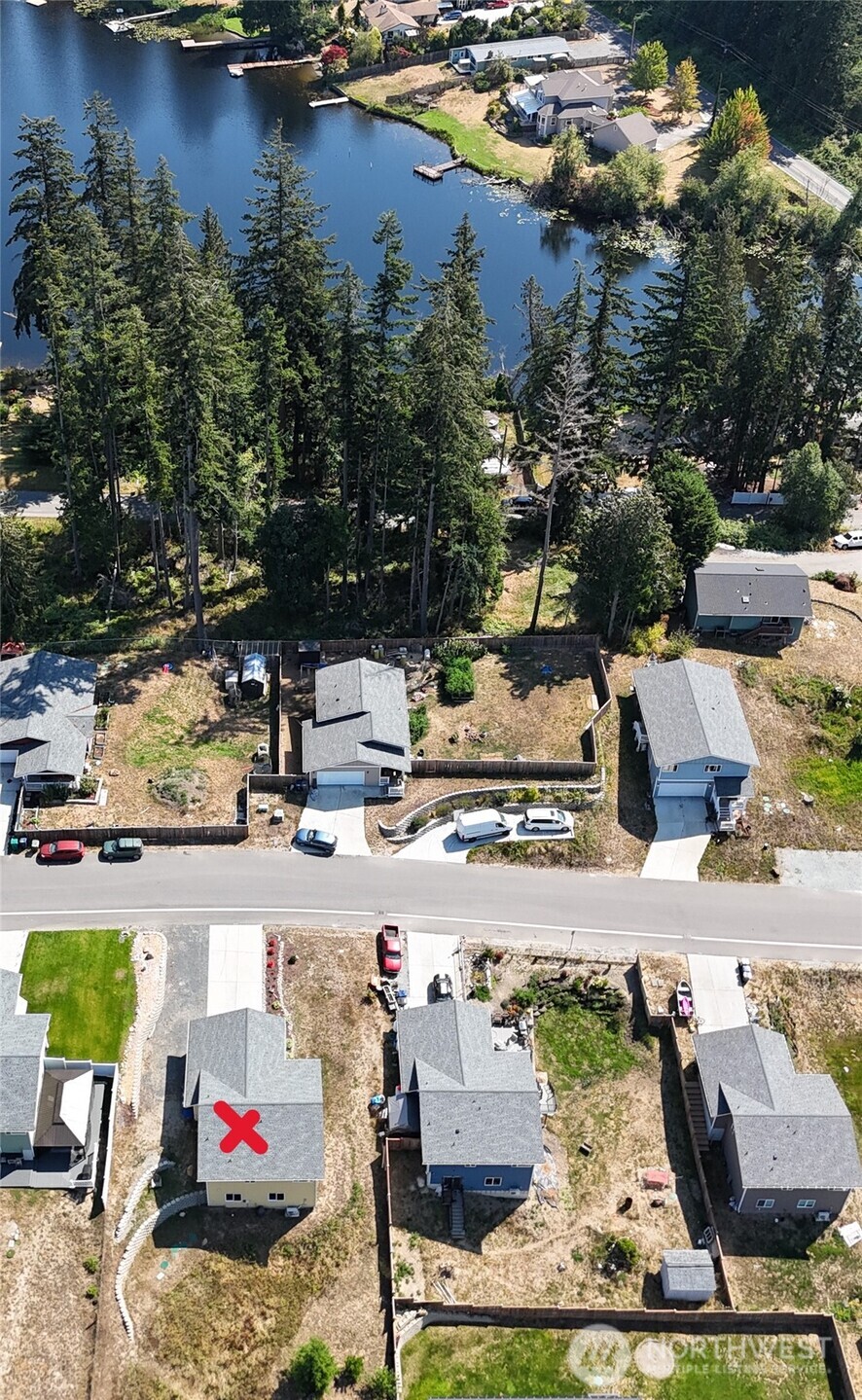 18918 85th Drive Property Photo 12