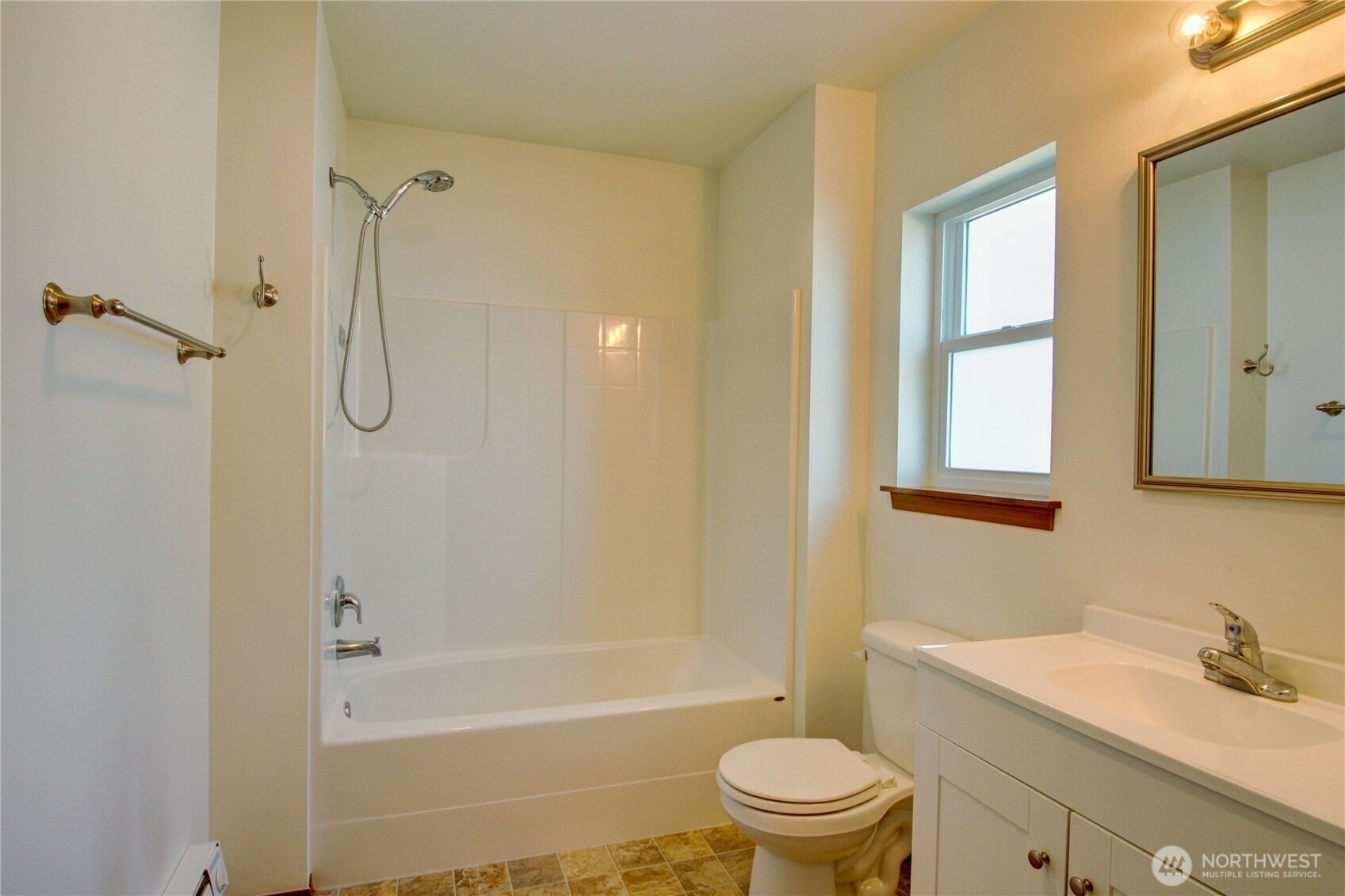 18918 85th Drive Property Photo 14