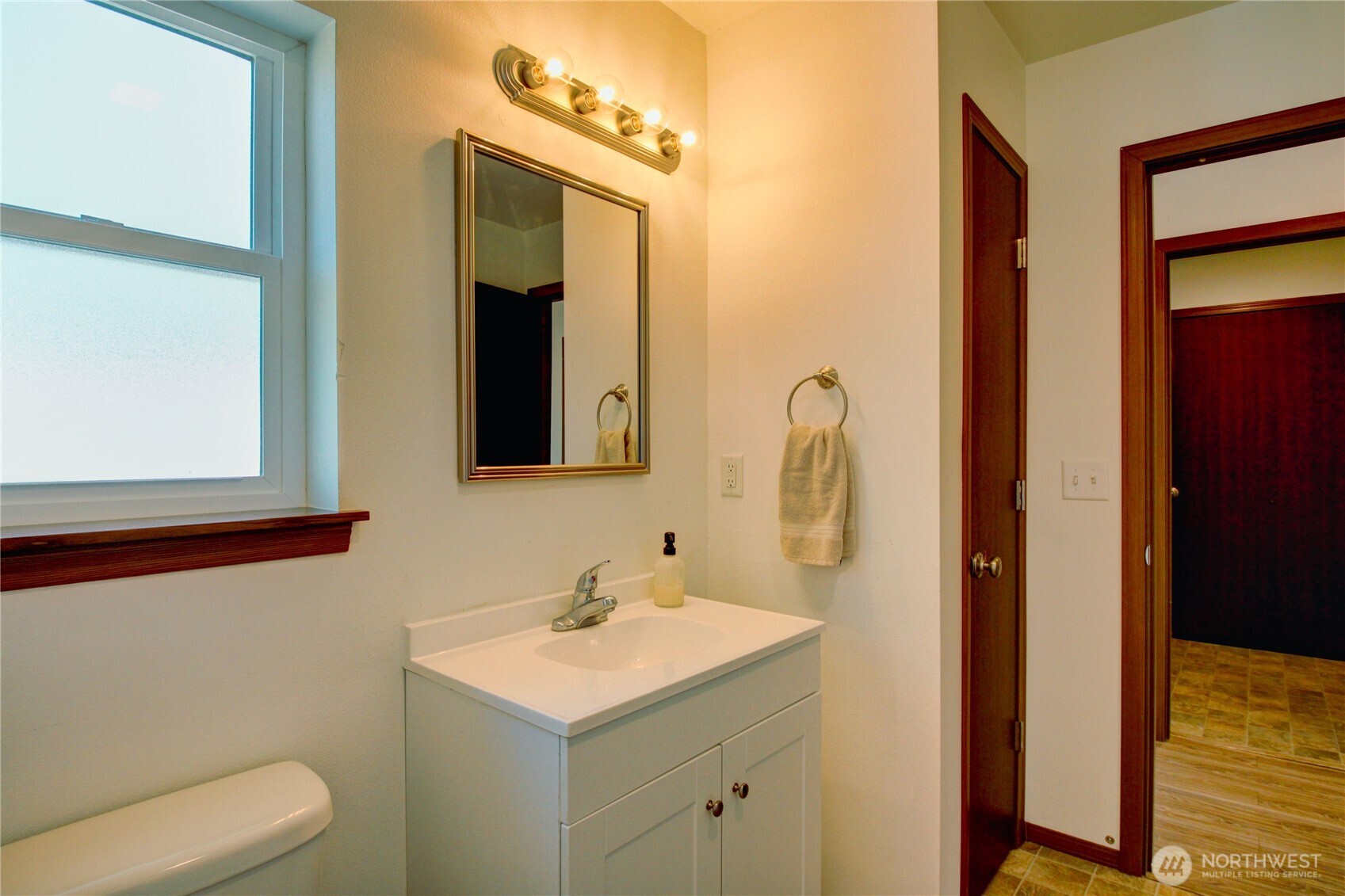 18918 85th Drive Property Photo 15
