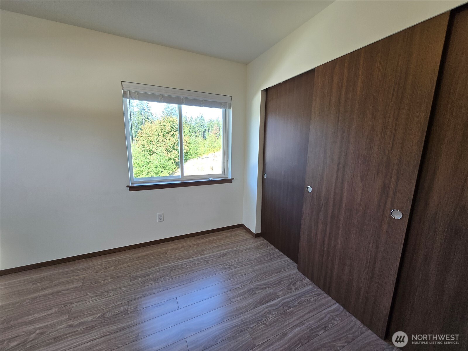 18918 85th Drive Property Photo 22