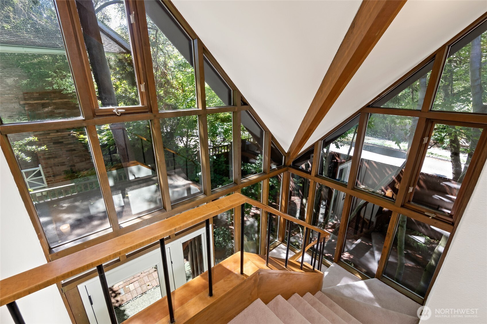 508 Randolph Avenue Property Photo 18