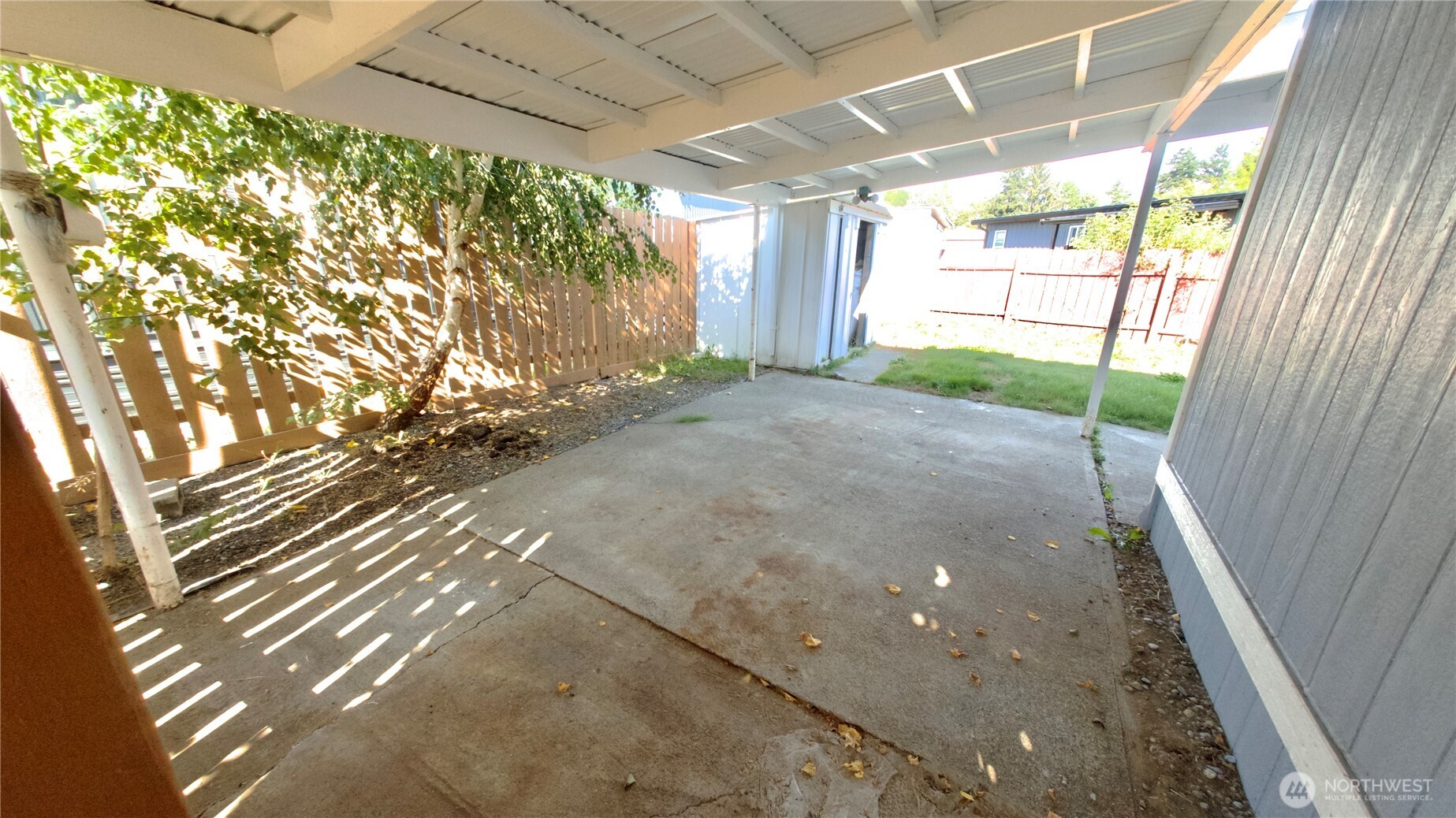 2392 Douglas Rd 4 Property Photo 13
