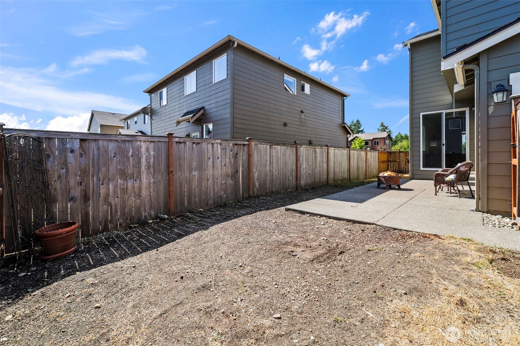 238 Elderberry Street Property Photo 6