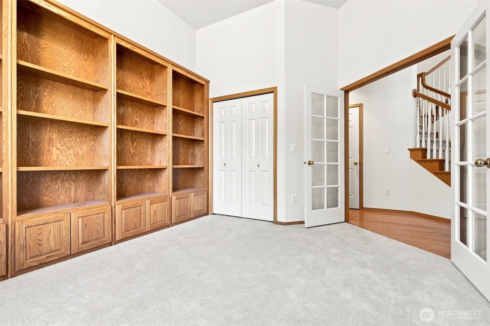 4606 Saddleback Drive Property Photo 11