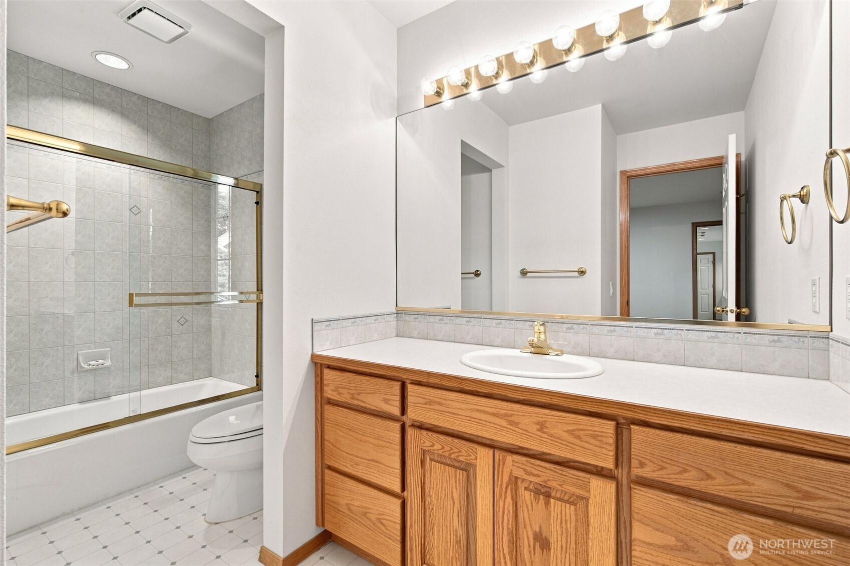 4606 Saddleback Drive Property Photo 25