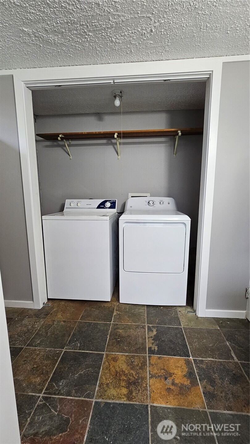 12828 111th Avenue Property Photo 22