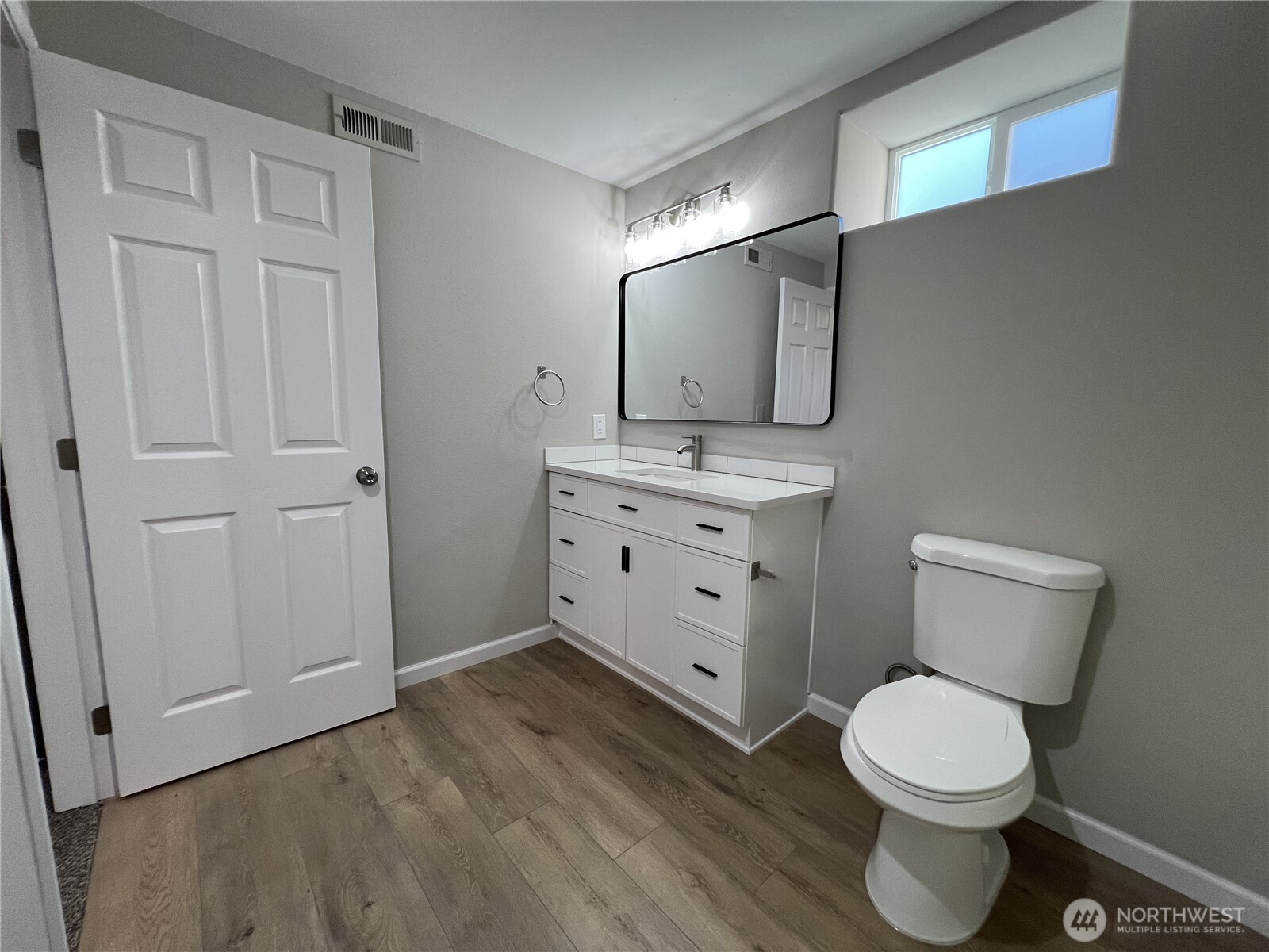 1032 Wright Avenue Property Photo 17