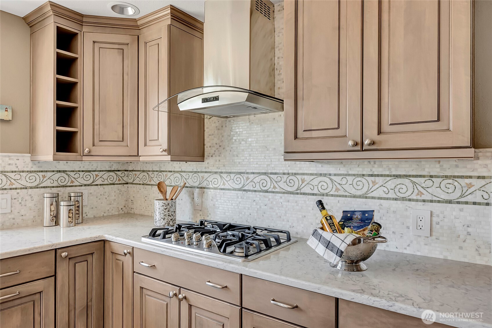 8601 54th Place Property Photo 14
