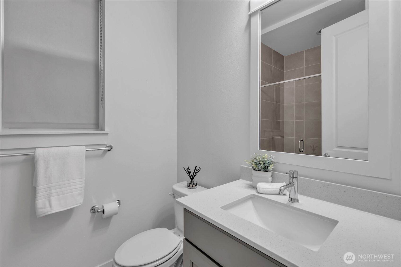 270660 Summit Park Way Property Photo 6