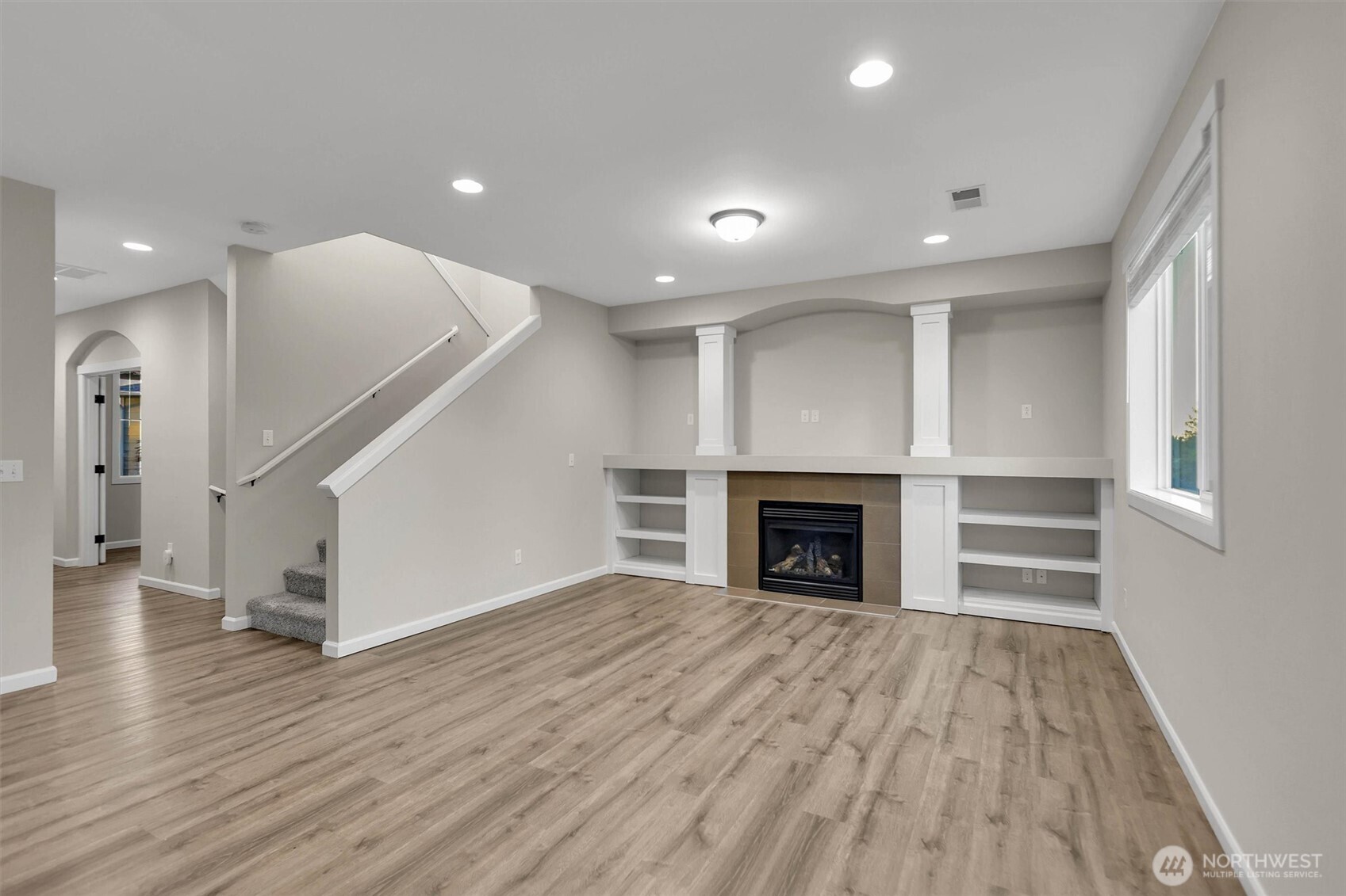 2519 189th Street Ct Property Photo 4