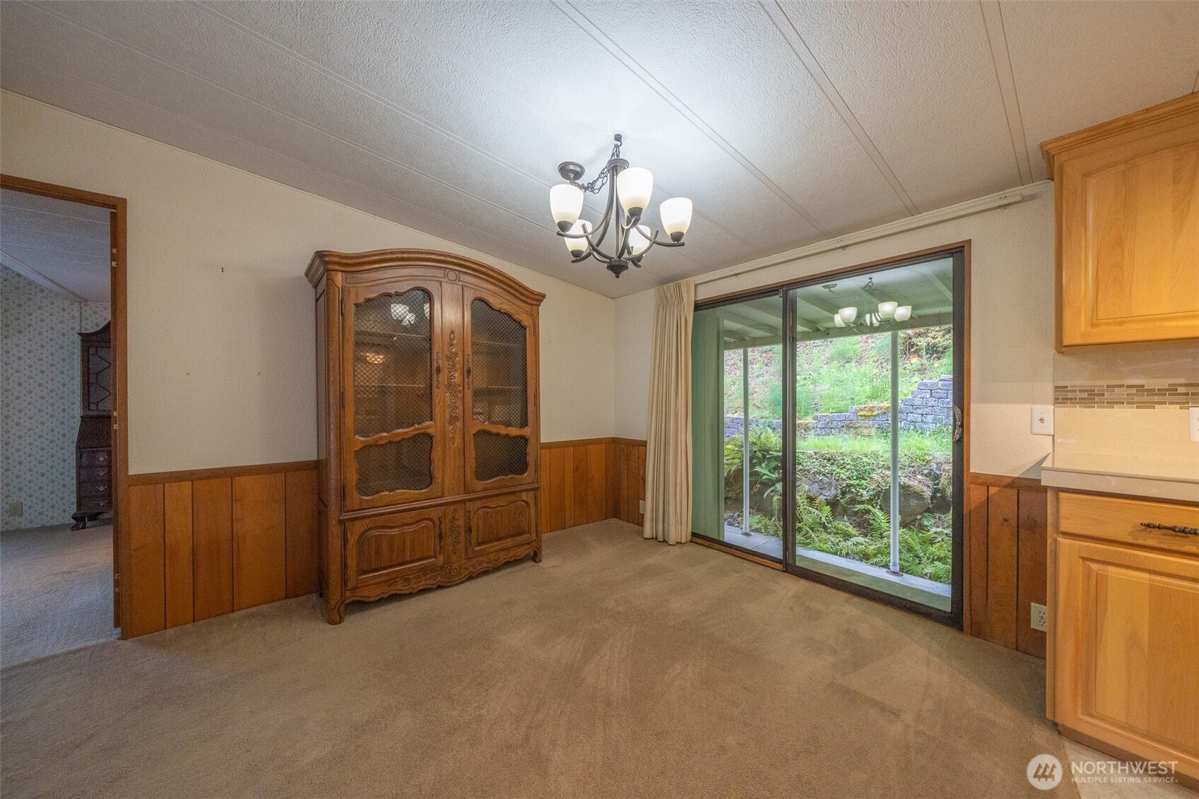 17336 Woodcrest Drive Property Photo 11