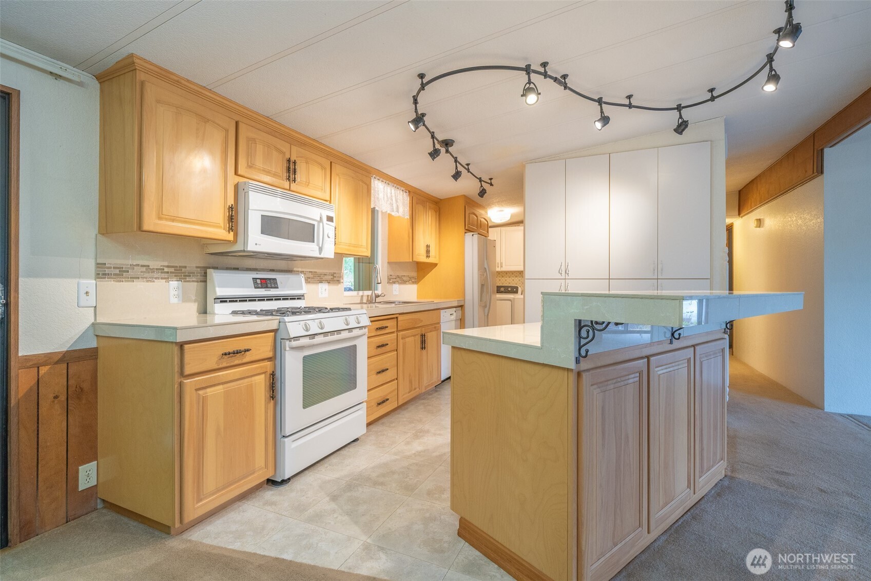 17336 Woodcrest Drive Property Photo 12