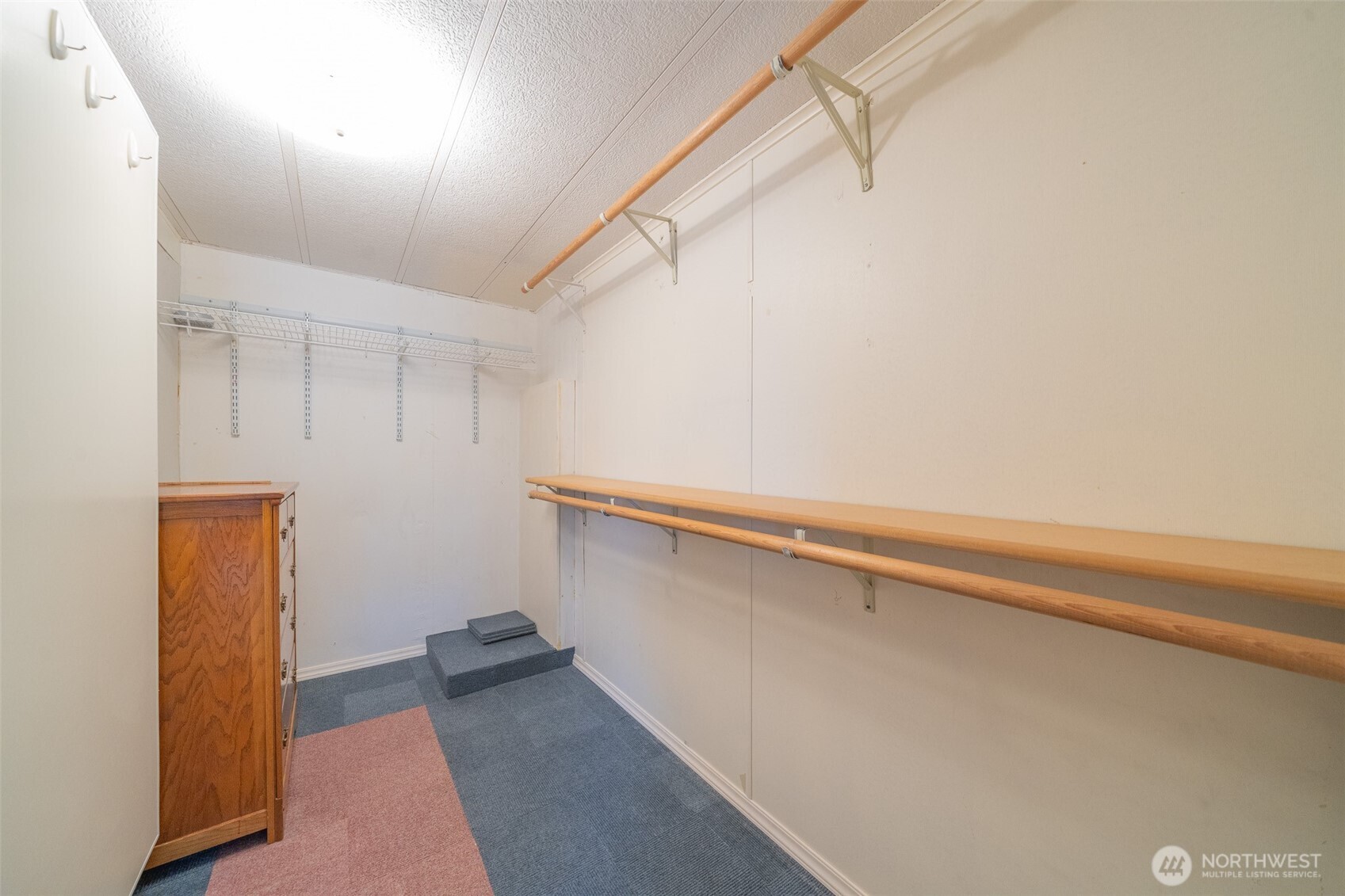 17336 Woodcrest Drive Property Photo 19