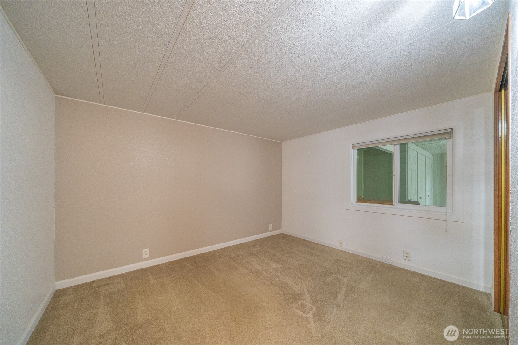 17336 Woodcrest Drive Property Photo 21