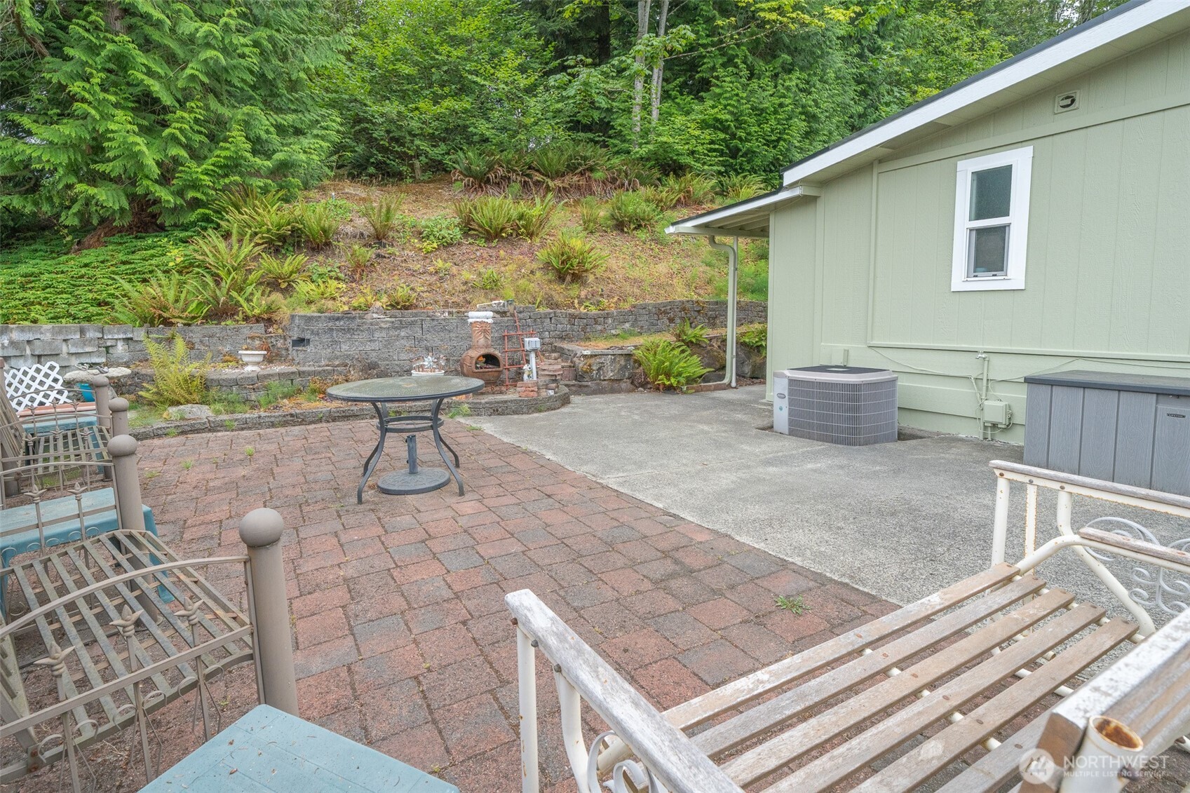 17336 Woodcrest Drive Property Photo 27
