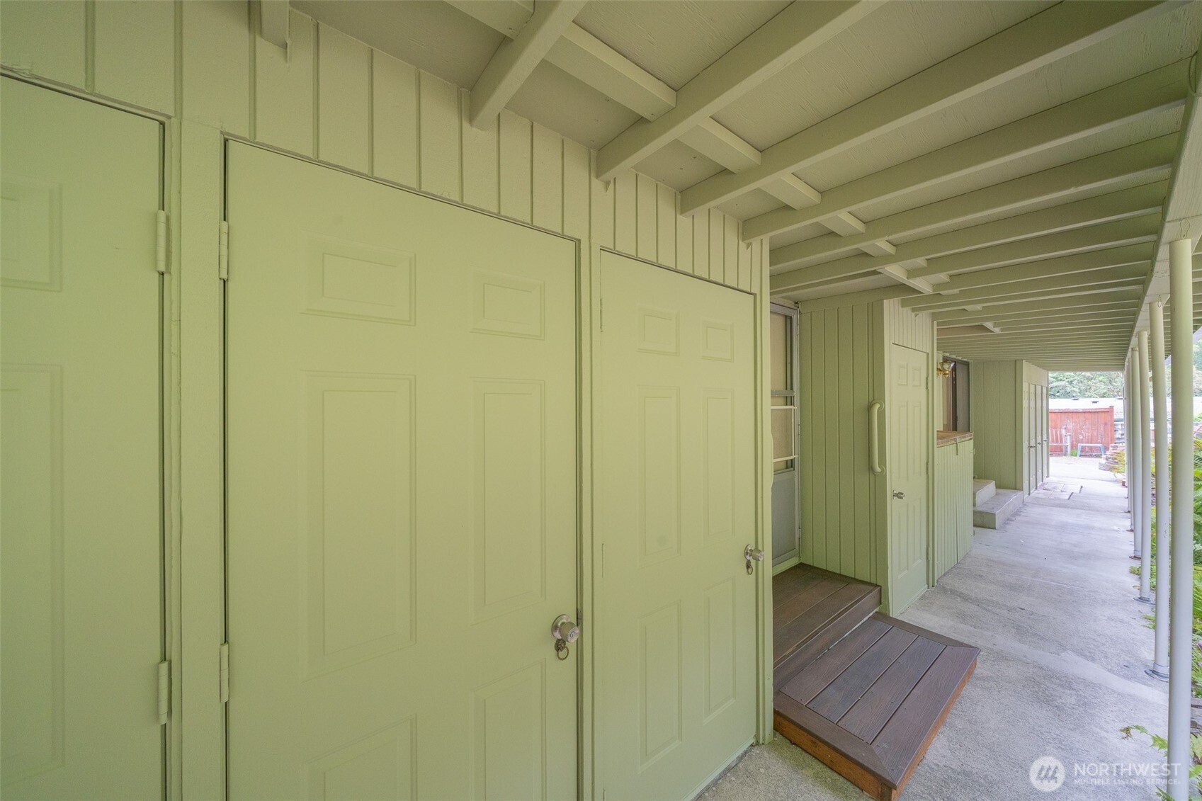 17336 Woodcrest Drive Property Photo 29