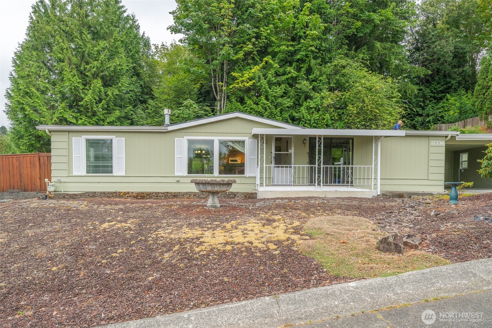17336 Woodcrest Drive Property Photo 31