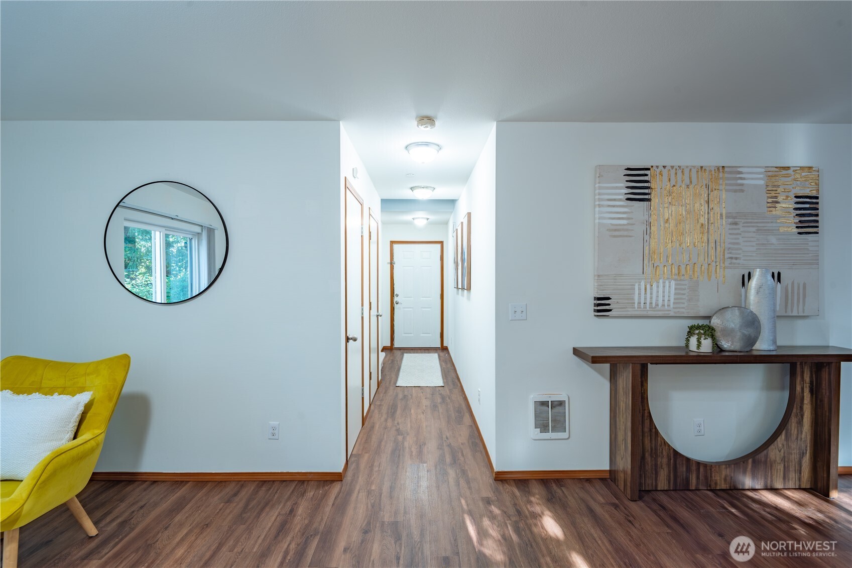 19109 16th Avenue Property Photo 5
