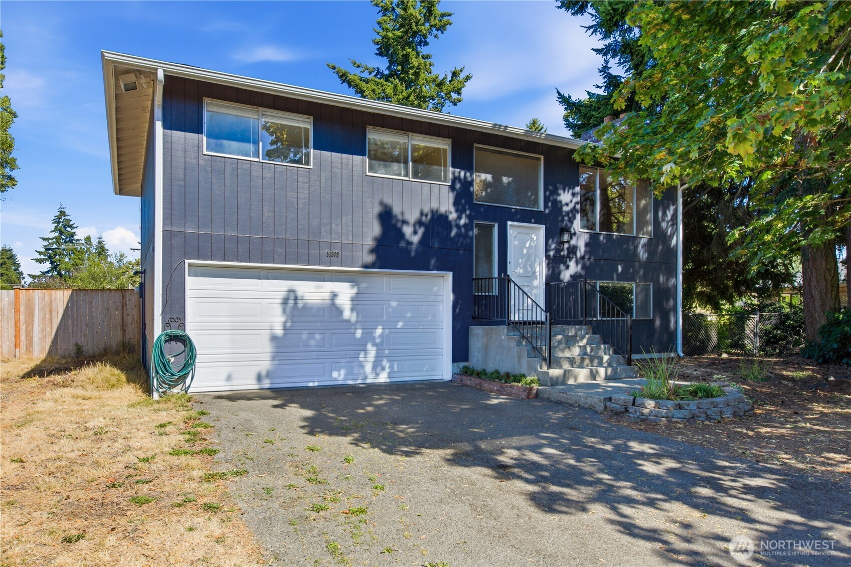 16808 33rd Avenue Property Photo 1