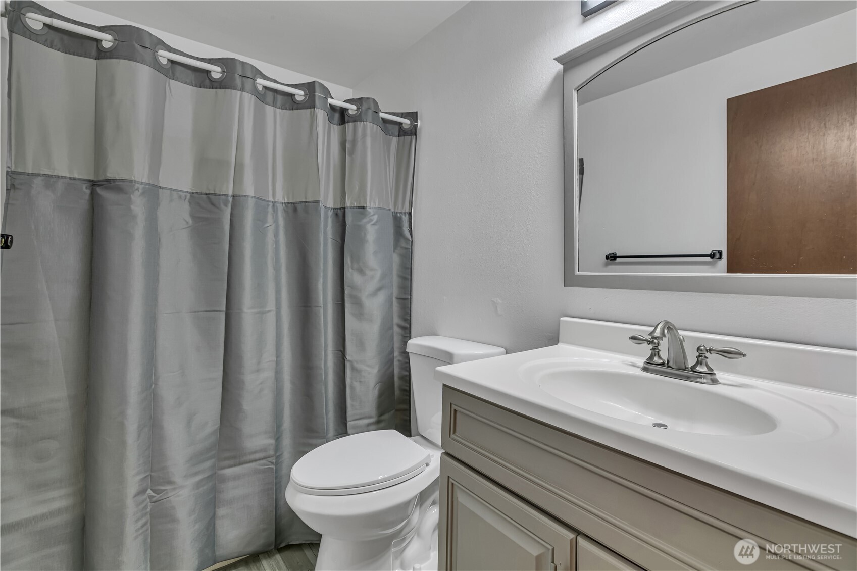 16808 33rd Avenue Property Photo 14