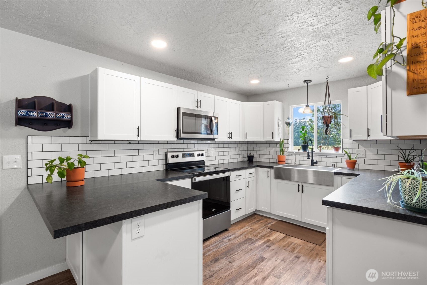1541 Sightly Road Property Photo 10