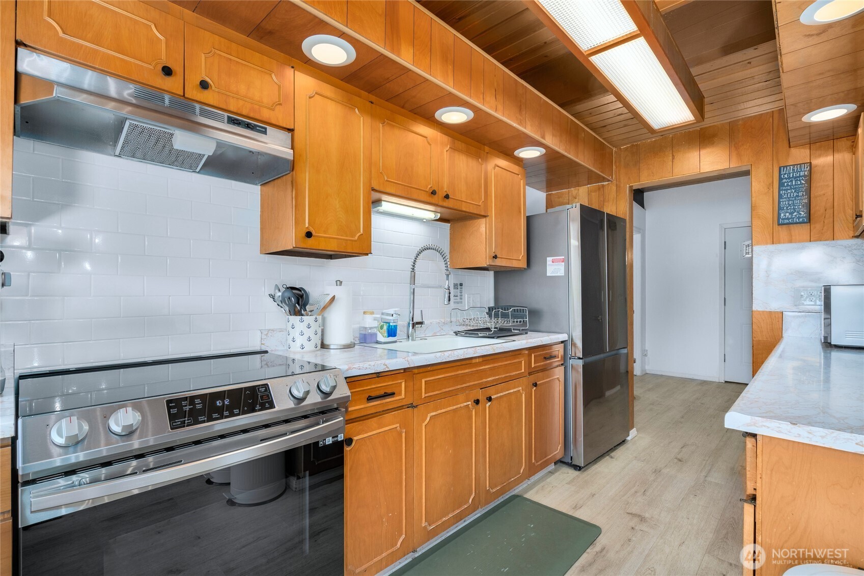 70 E Weymouth Place Property Photo 15