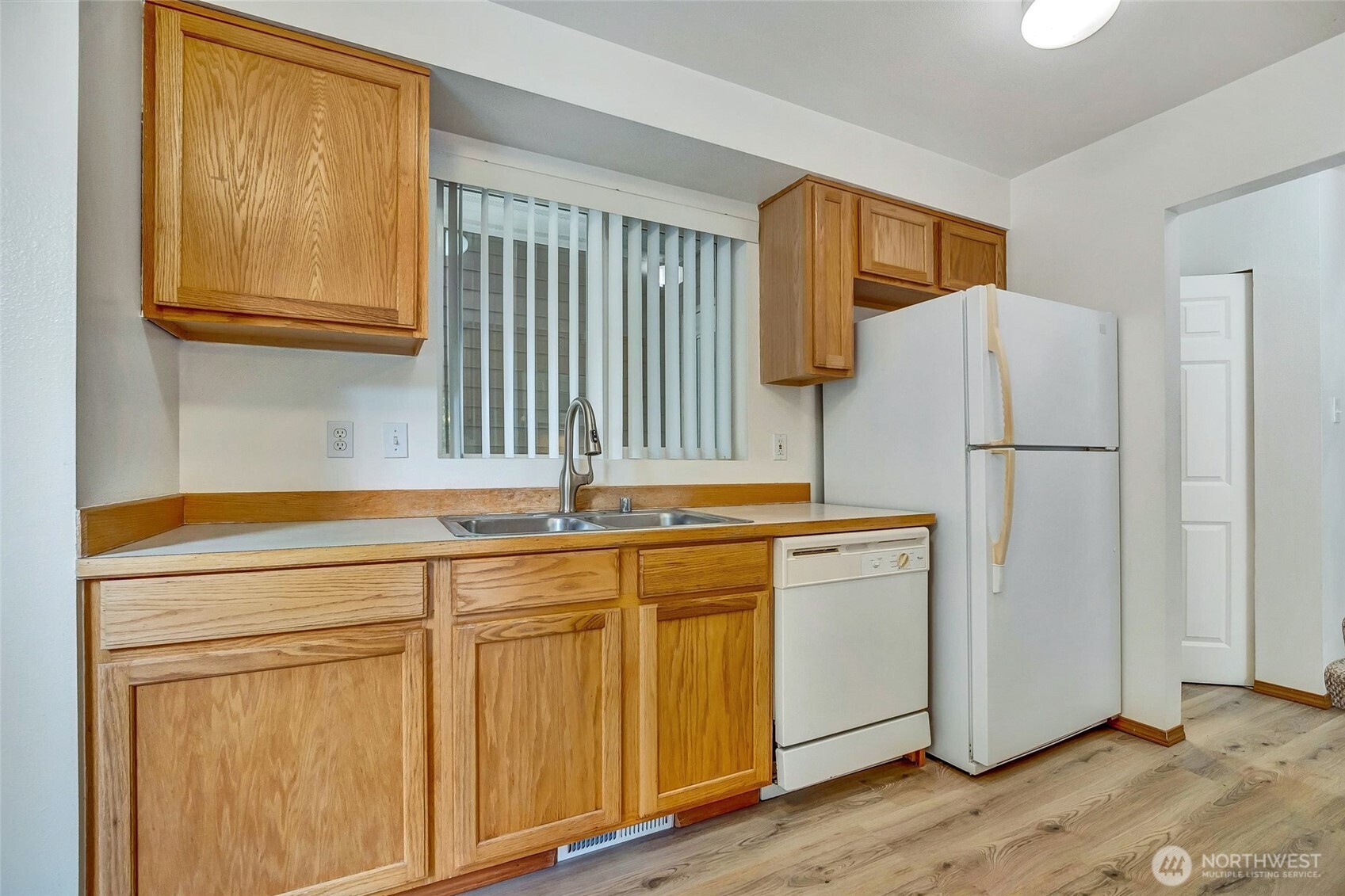 15 87th Avenue B Property Photo 15