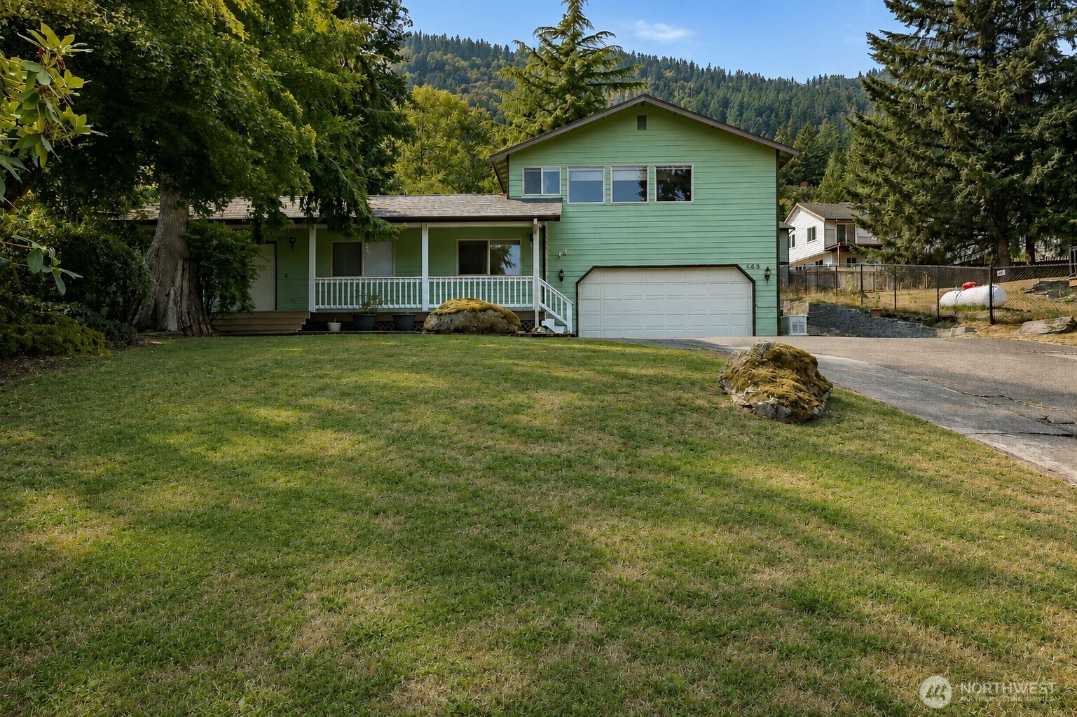 443 Rainbow Drive Property Photo 1