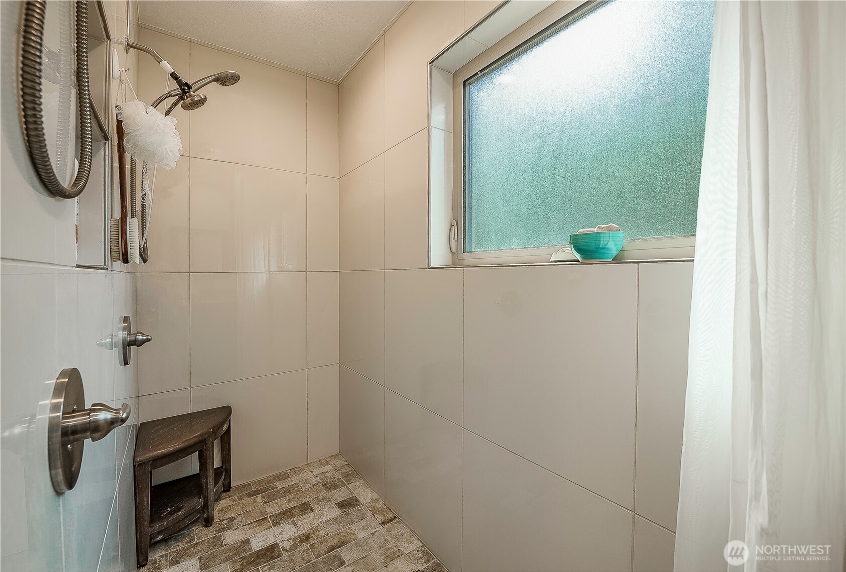 443 Rainbow Drive Property Photo 22