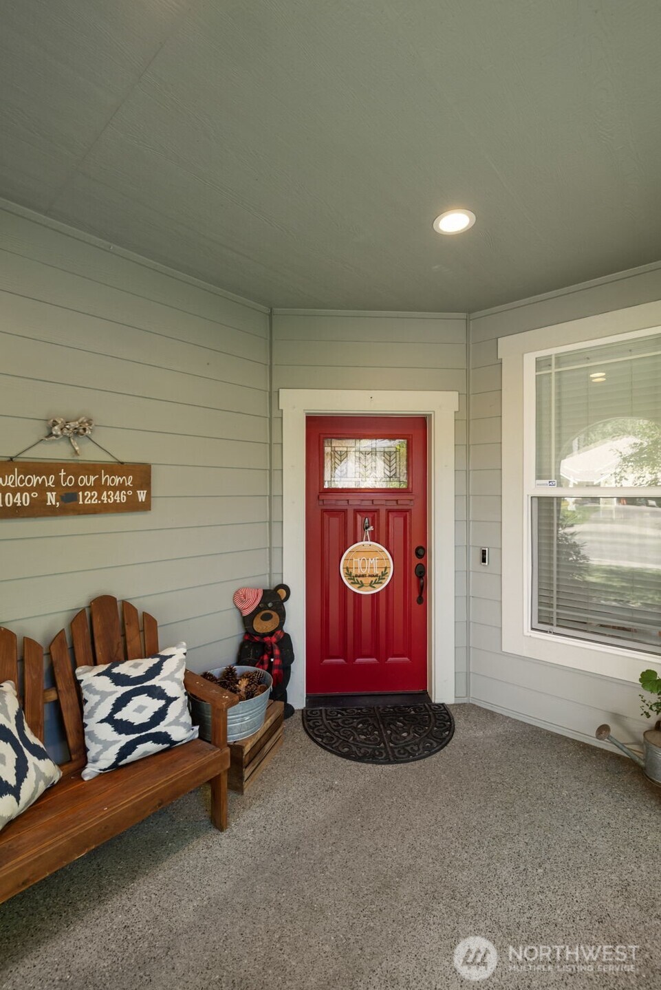 714 182nd Street Property Photo 4
