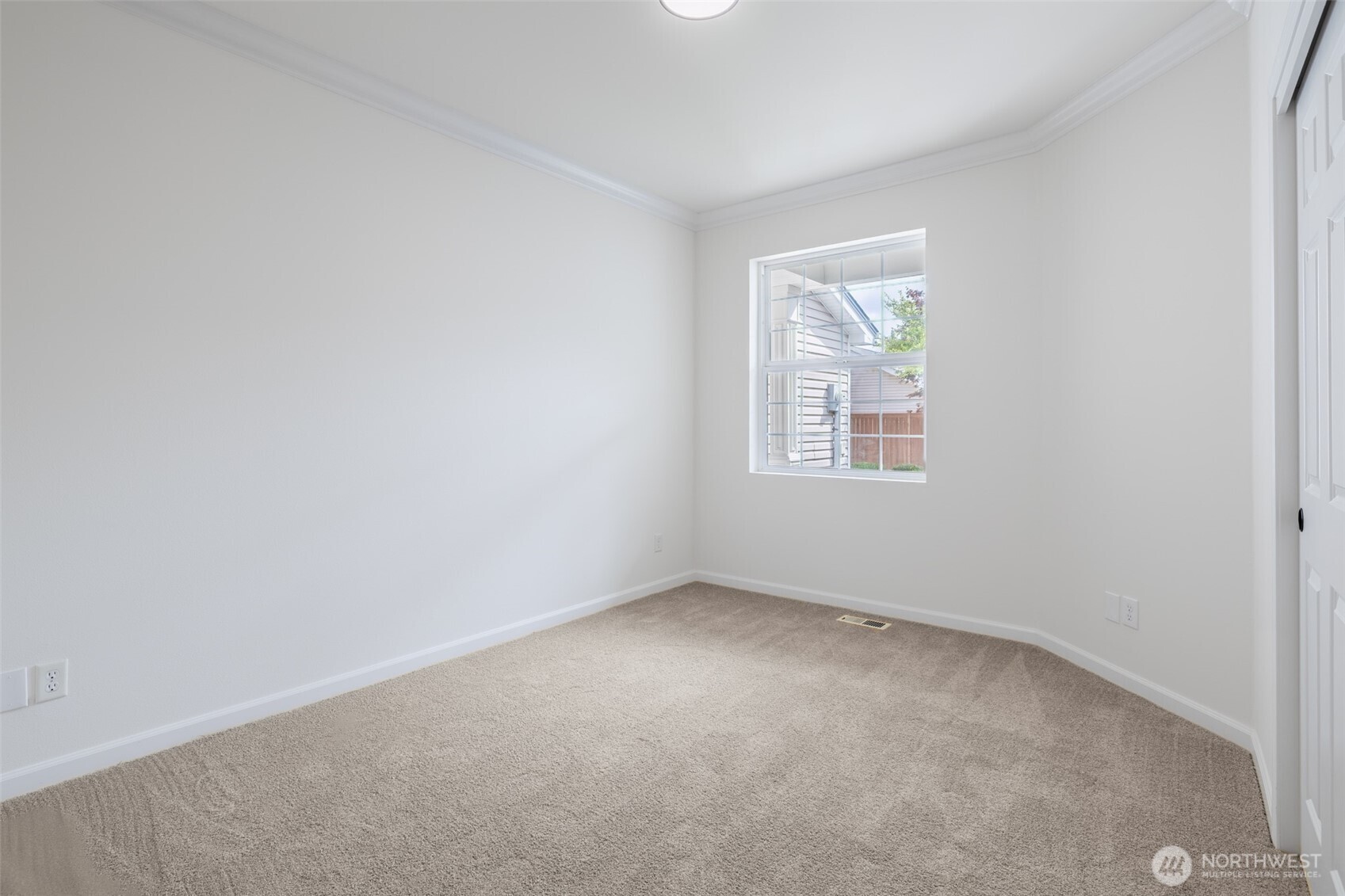 6909 38th Street Ct Property Photo 15