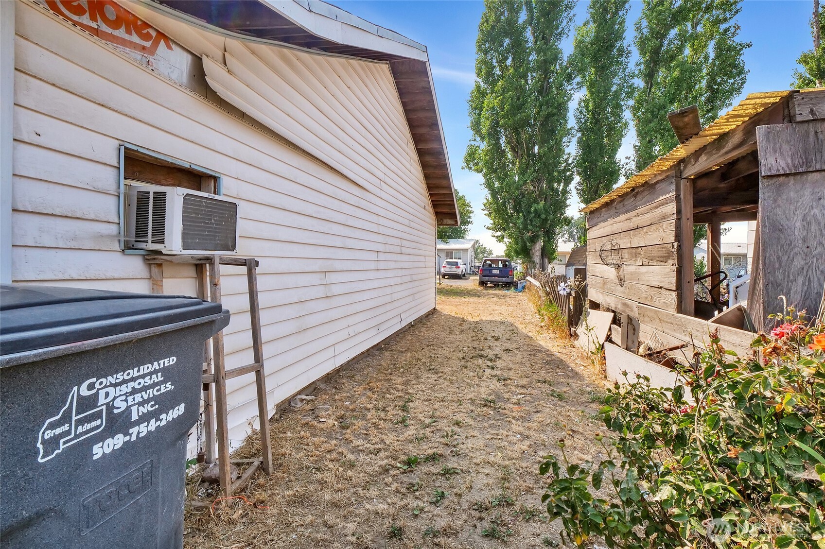 813 S Adams Avenue Property Photo 18
